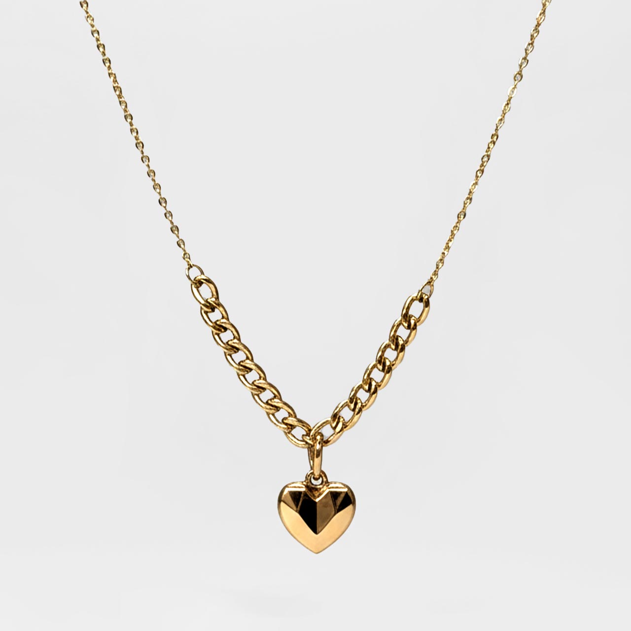 گردنبند کارتیه با آویز قلبی