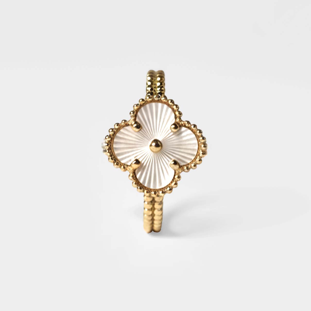 انگشتر طرح ونکلیف