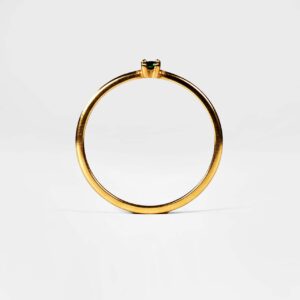 انگشتر تک نگین سبز