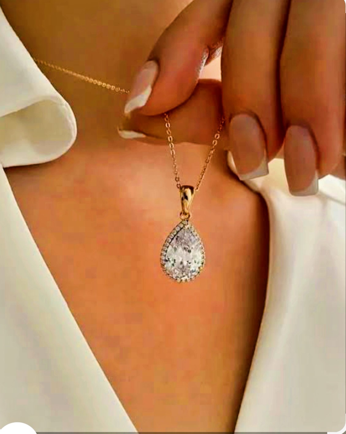 آویز طلا ۱۸ عیار آویز اماراتی الماس تراش