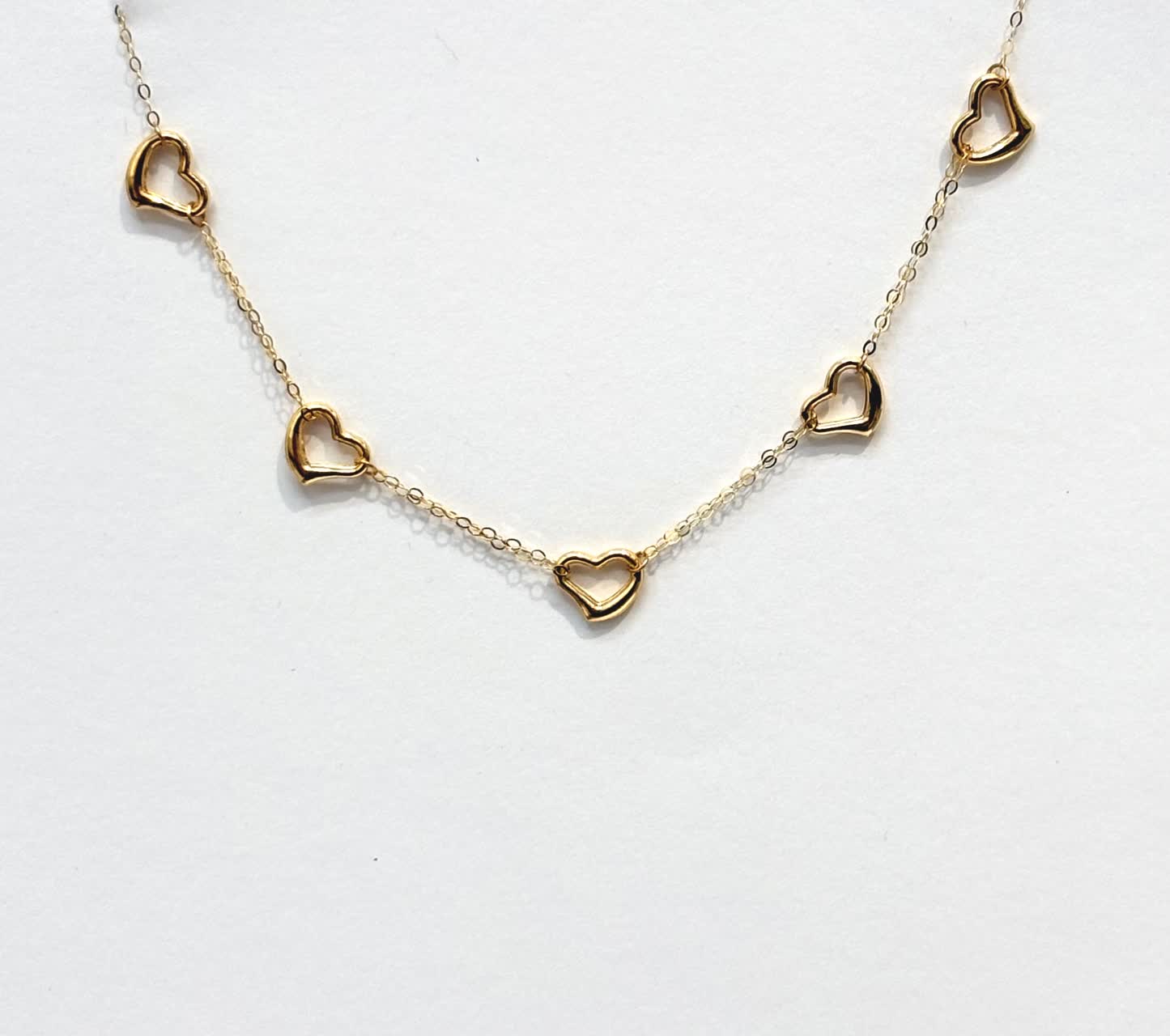 گردنبند زنانه طلا ۱۸ عیار 5 قلب