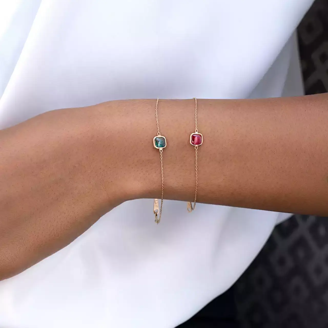 دستبند طلا مربع صورتی