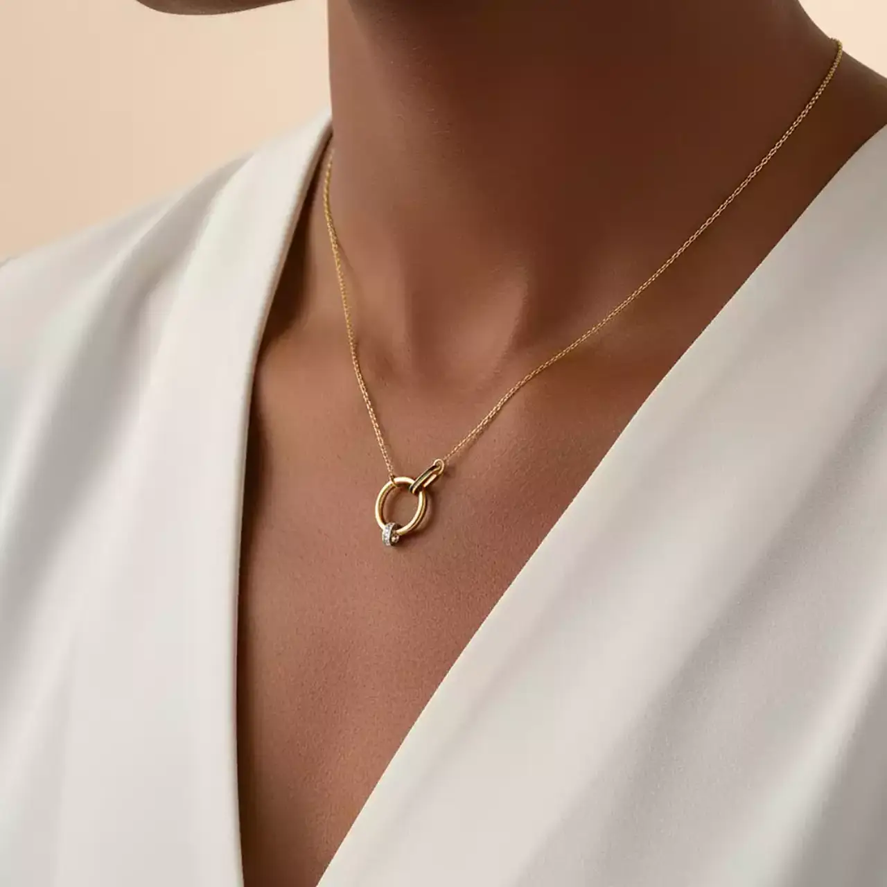 گردنبند طلا حلقه و لاین مشکی نوا