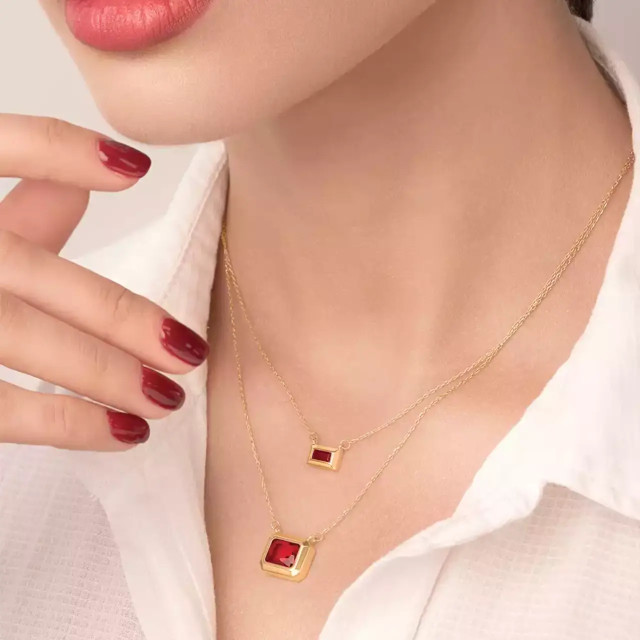 گردنبند طلا زنجیری باگت راز سرخ