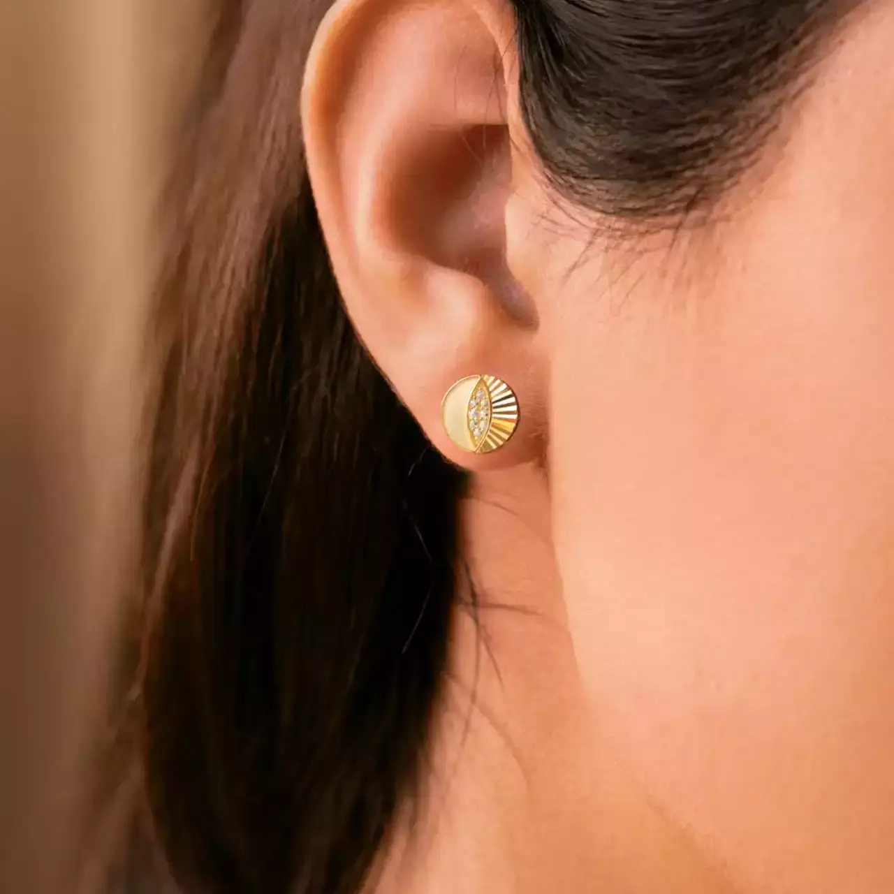 گوشواره طلا میخی دایره میناکاری آیریس