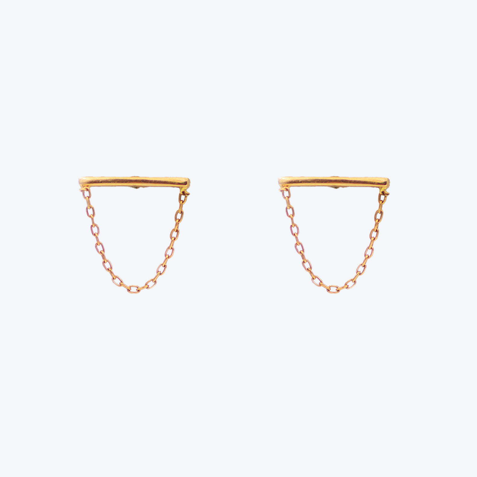 گوشوار طلا 18 عیار زنانه میخی مدل خط زنجیر