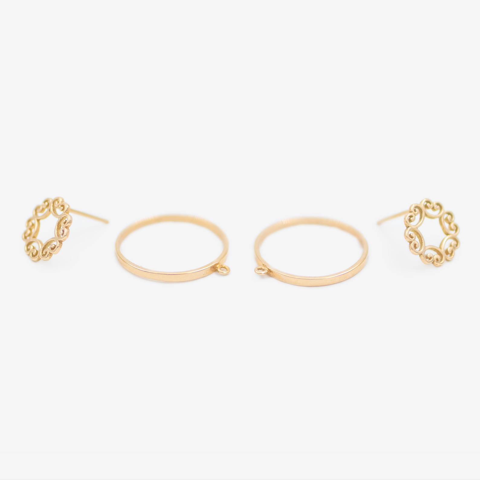 گوشوار طلا 18 عیار زنانه مدل فرفوژه حلقه ای