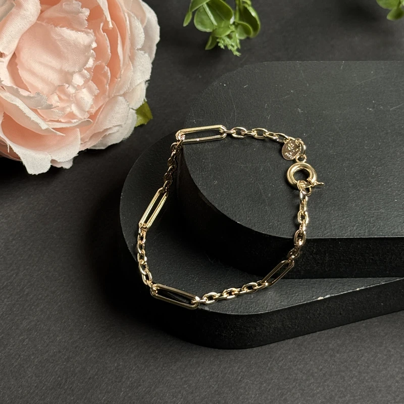 دستبند زنجیری طلا کم اجرت 18 عیار زنانه ناریا مدل B30-04