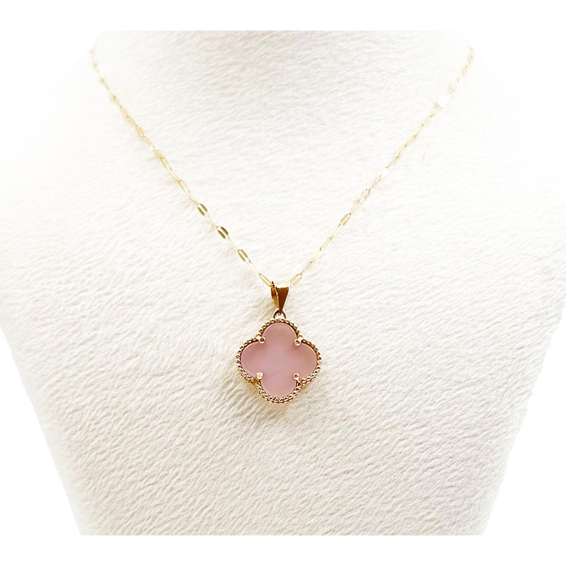 آویز طلا زنانه مدل ونکلیف صورتی